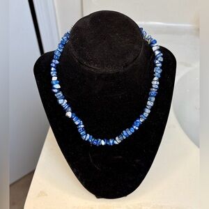Vintage Lapis lazuli Stone Necklace. 16 inches. Excellent condition.